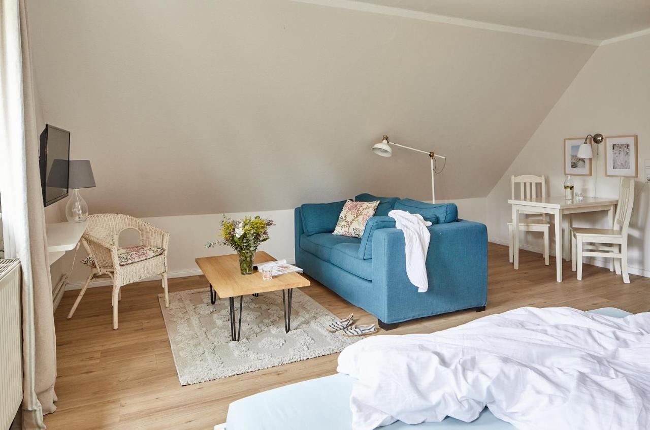 Gut Hohenstein - Meiereiappartment Barkelsby Extérieur photo